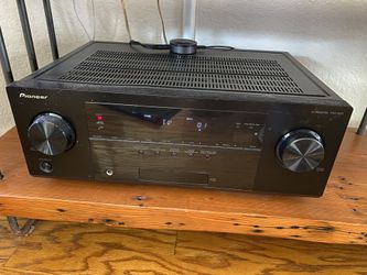 Pioneer 5.1 AV- Receiver VSX-822