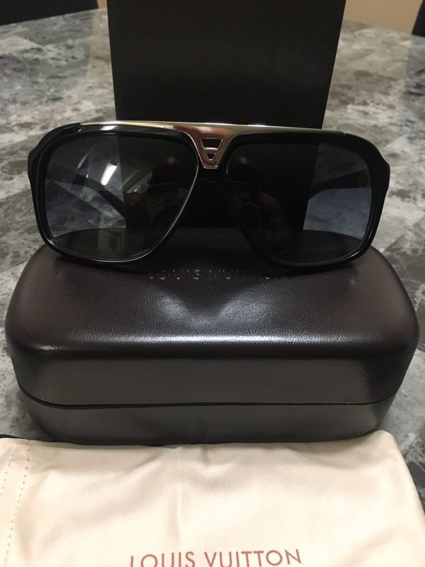 Louis Vuitton Z1036E Sunglasses Black & Gold Women's W/ Case,  Cover, & Outer Box