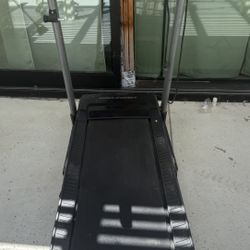 ProForm 305 CST Folding Treadmill,