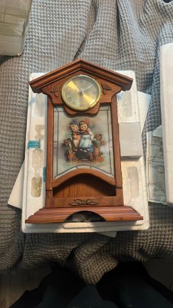 M.I Hummel Clock