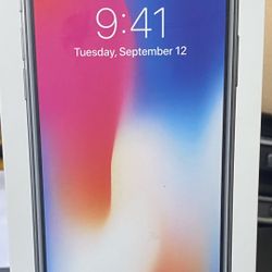 iPhone X (BOX ONLY) NO ACCESORIES $10