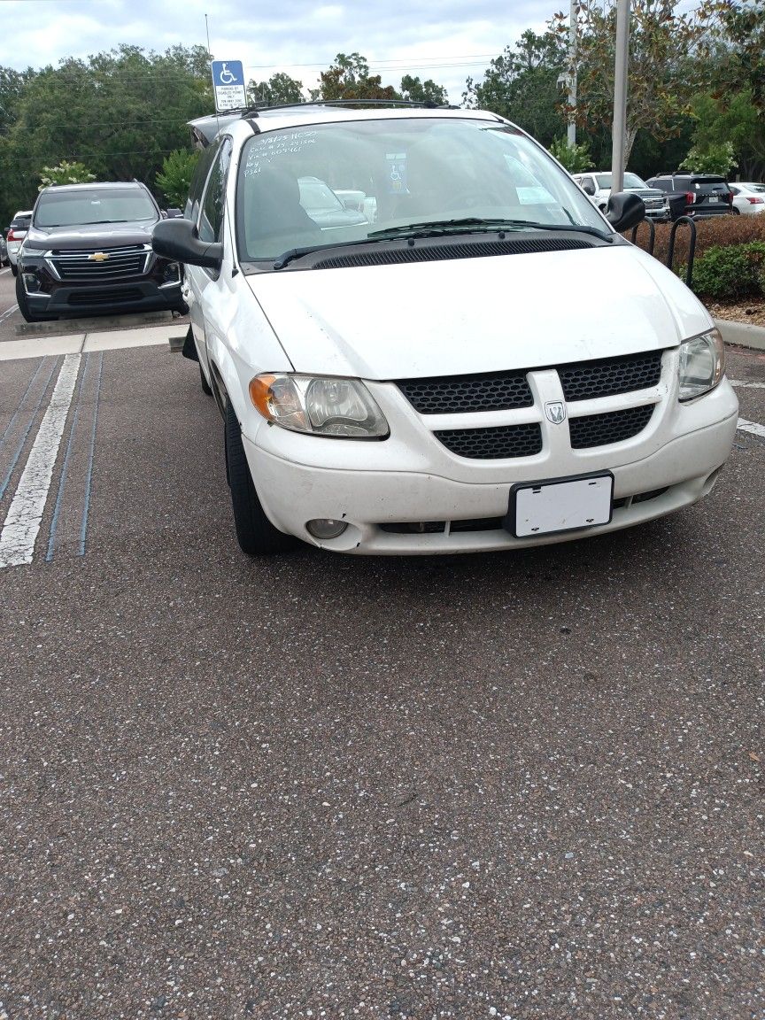 2004 Dodge Grand Caravan