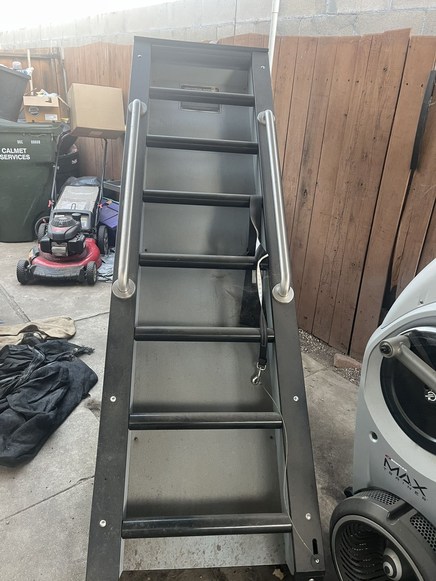 Jacob’s Ladder 2 Exercise Machine 