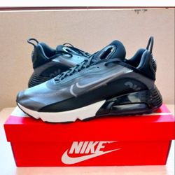 Nike Air Max Multiple Sizes Men's 11 And 12