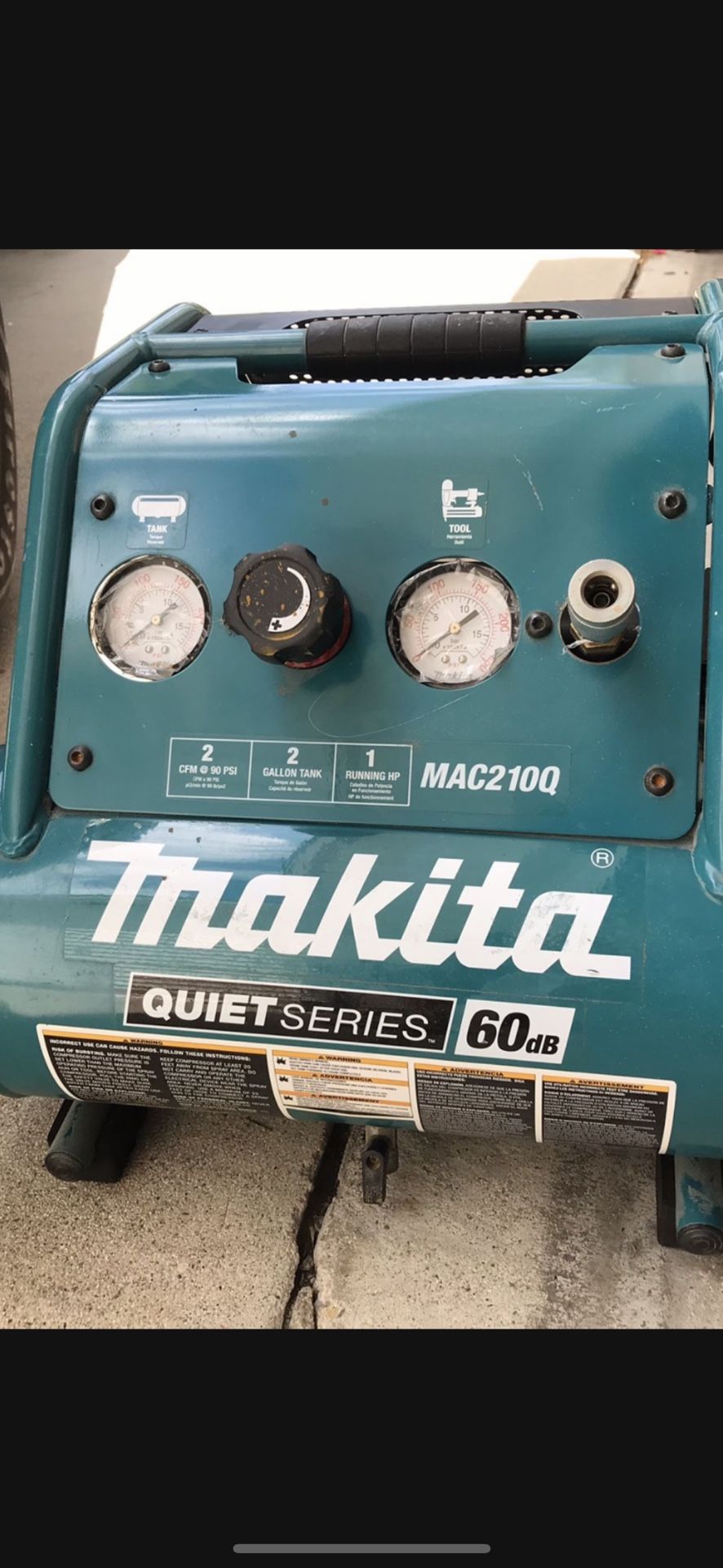 Makita Quiet Series Air Compressor Mac210q