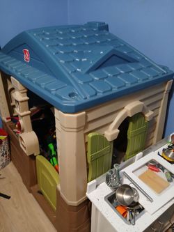 Playhouse with kitchen