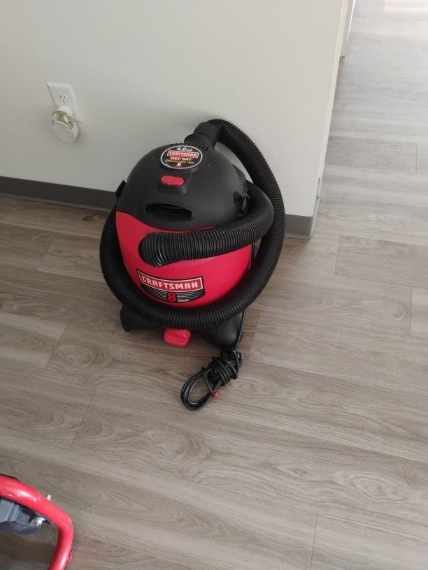 Craftsman Wet/Dry Cleaner