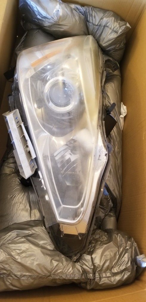 2013 Nissan Altima Headlights 