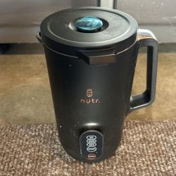 Nutr Milk Machine