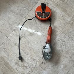 20-foot retractable reel work light
