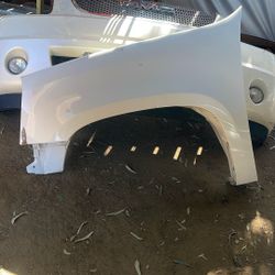 Gmc Yukon 2007-2014 Driver Side Fender