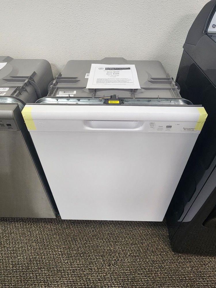 24 in. Built-In Tall Tub Front Control Dishwasher in White with Sanitize, Dry Boost. 55 dBA