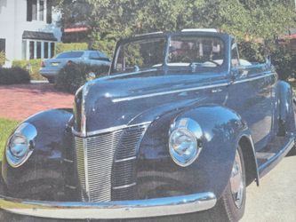 1940 convertable Ford