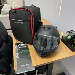 LS2 ADVANT MOTORCYCLE HELMUT