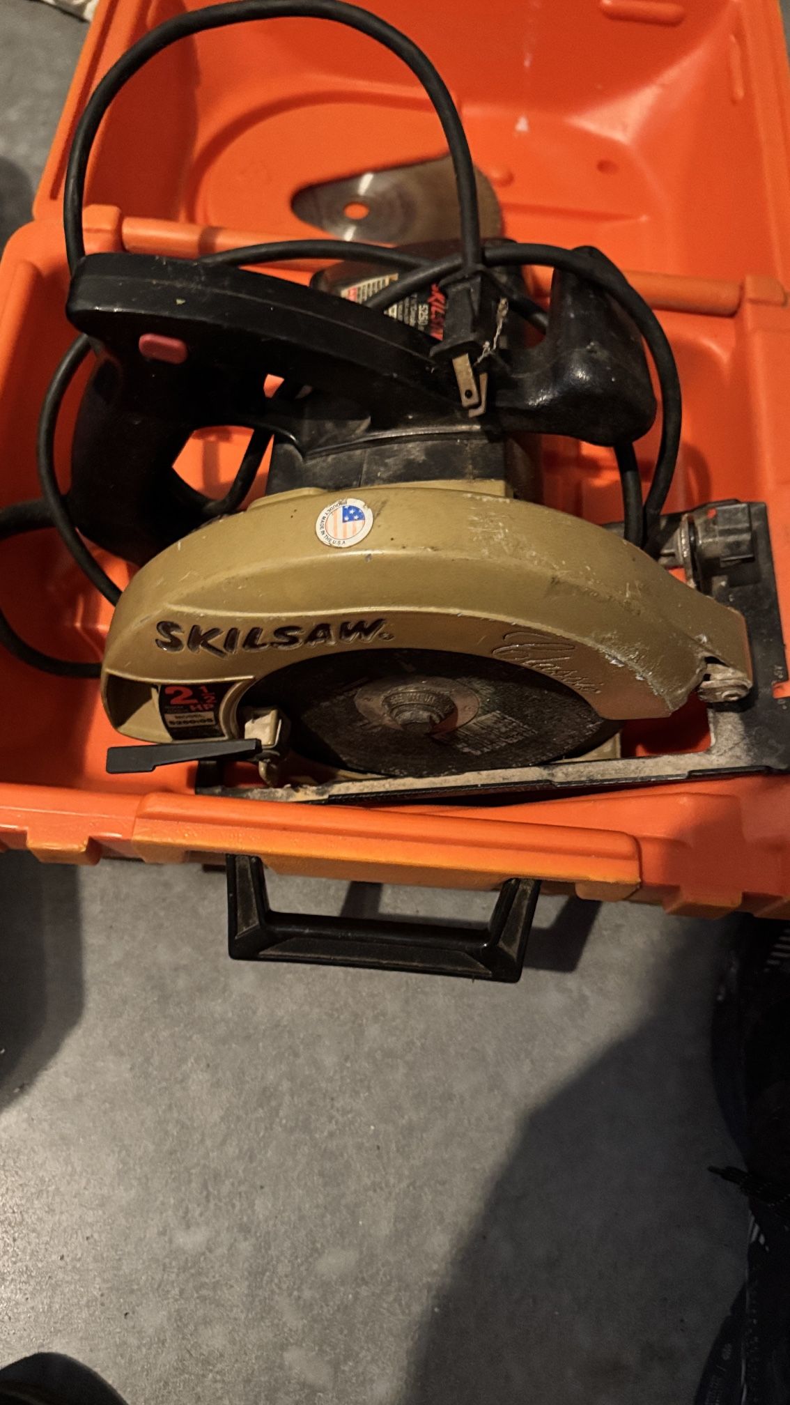 SkilSaw With Case And Blade