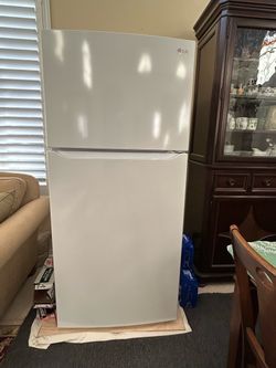LG refrigerator/freezer