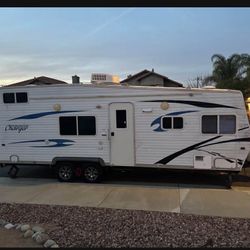 Fantastic 28-Foot Charger Camper Trailer – Ready for Adventure!