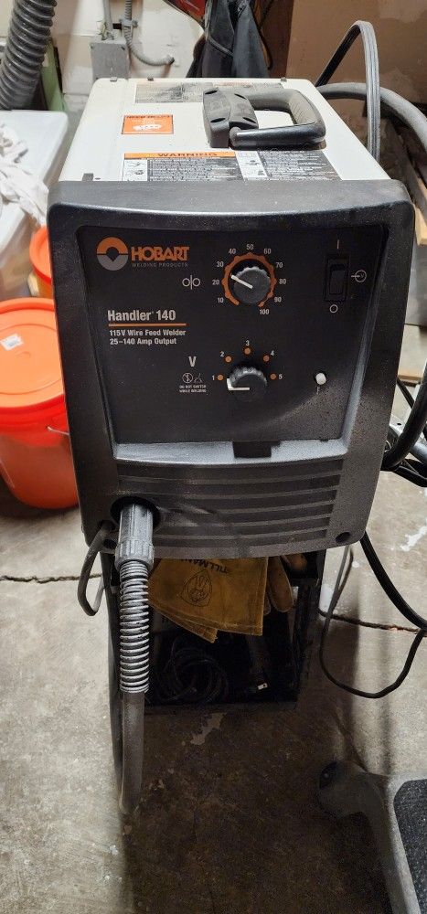 Hobart Handler 140 MIG Welder