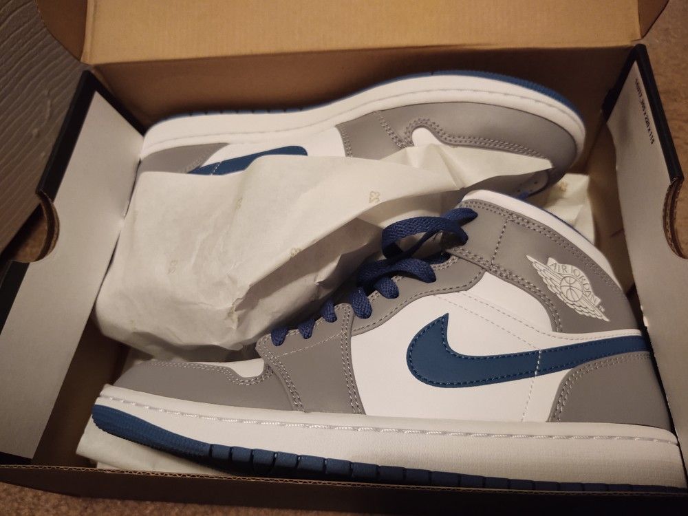 Men's Air Jordans Mid