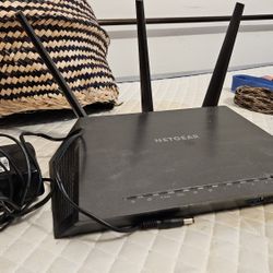 NETGEAR Nighthawk AC1900 R7000
