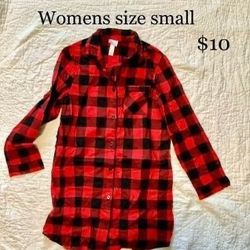 Women’s Flannel Nightgown Small