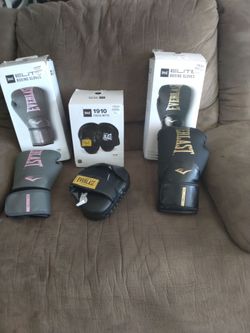 Boxing gloves