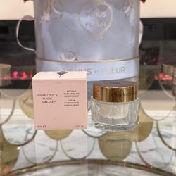 Charlotte Tilbury Magic Cream Anti-Aging Moisturizer with Hyaluronic Acid