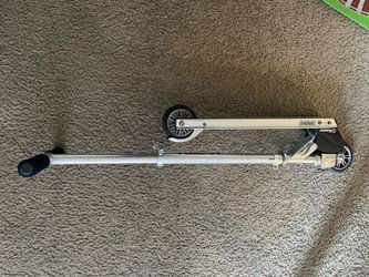 Kids scooter
