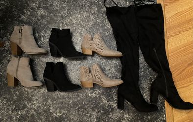 Women’s Size 6 Shoe Bundle