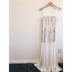 (New) BCBG White Lace & Chiffon Dress (Wedding) Sz 2