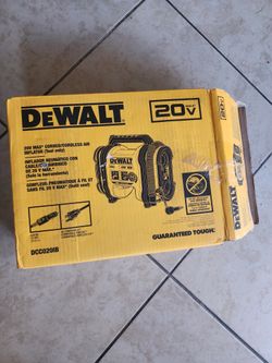 DEWALT
20V MAX Cordless Electric Portable Inflator (Tool Only)