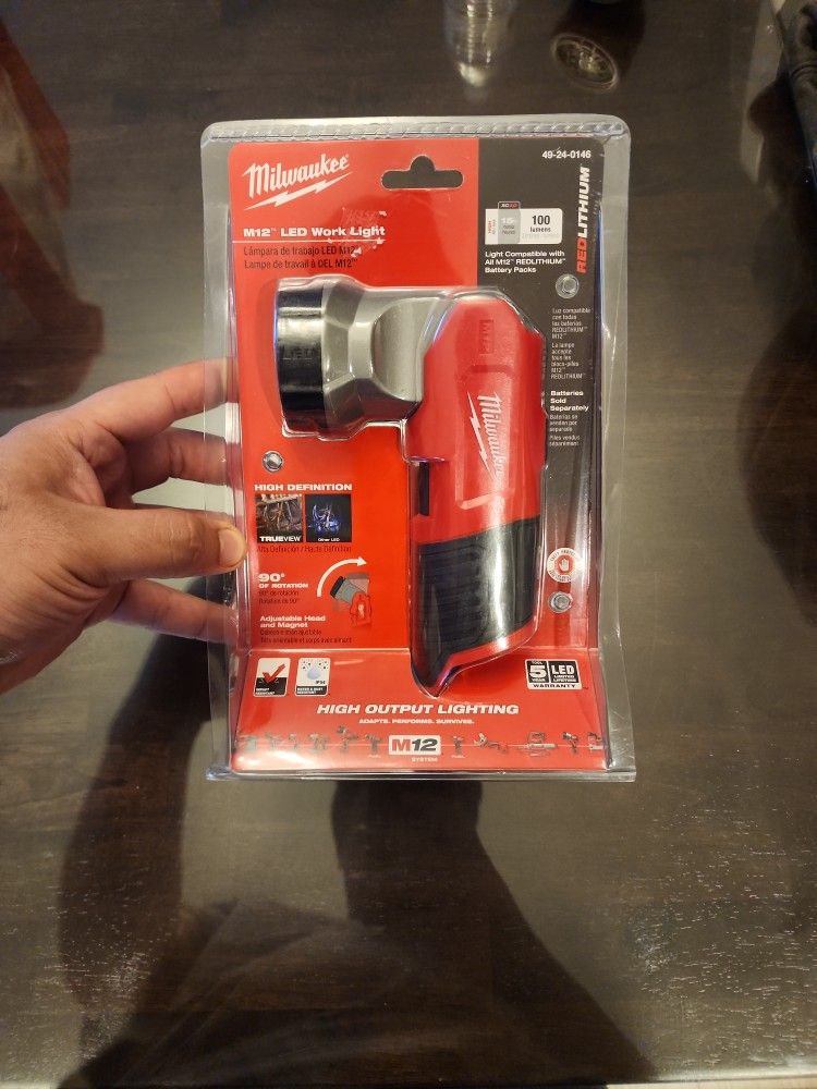 Milwaukee M12 Light