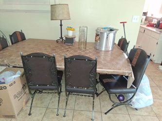 Comedor con 6 sillas