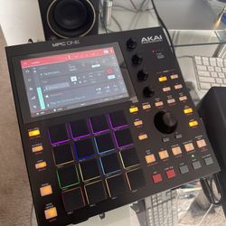 Akai MPC One with Stand