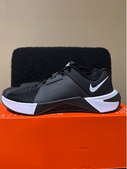 Nike Metcon 10 Women’s Size 8 HQ2620-001