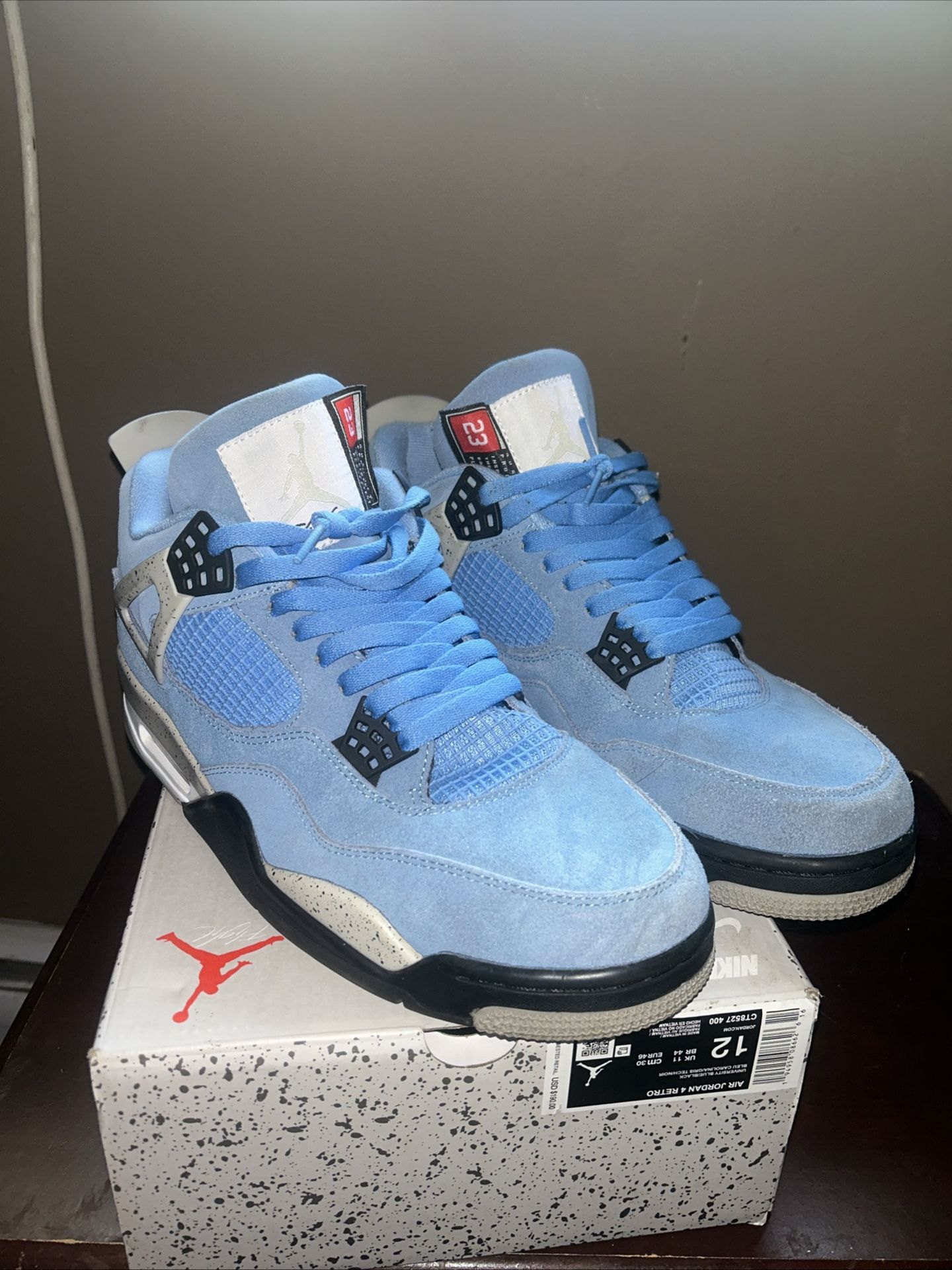 Retro University Blue 4s