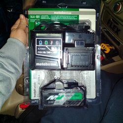 metabo Rapid Charger with Multi Bolt Li-ion Battery