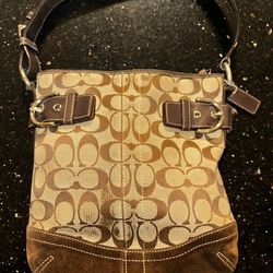 COACH HANDBAG 
