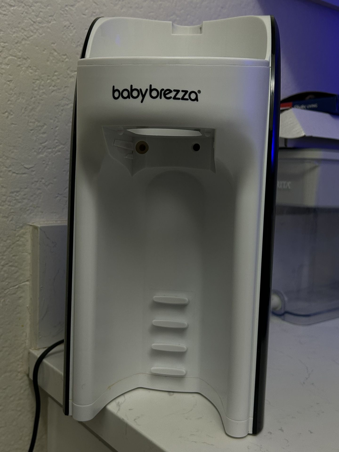 Baby Brezza Formula Pro Advanced – Used, Excellent Condition