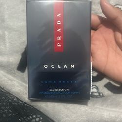 Prada Ocean Luna Rossa