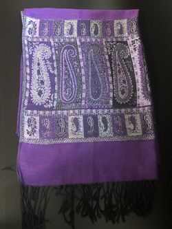 Beautiful Light Scarf 70x27