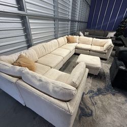 9pc Modular  Sectional Sofa/ Couch (We Deliver) 