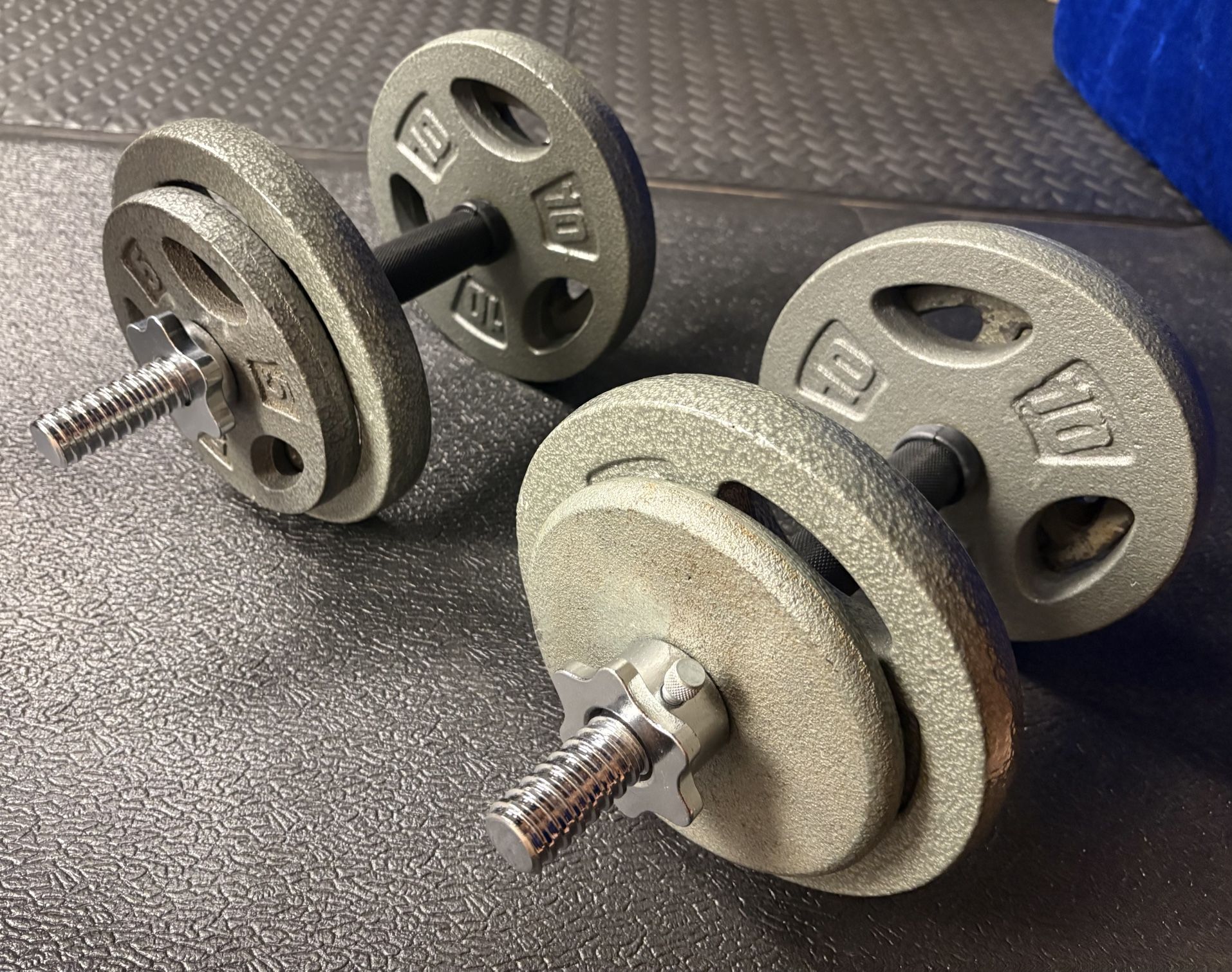CAP Olive Standard  Dumbbells with 2 pairs  of 10s And Bars NEW plus 2 pairs of 5 used. Brute 70#