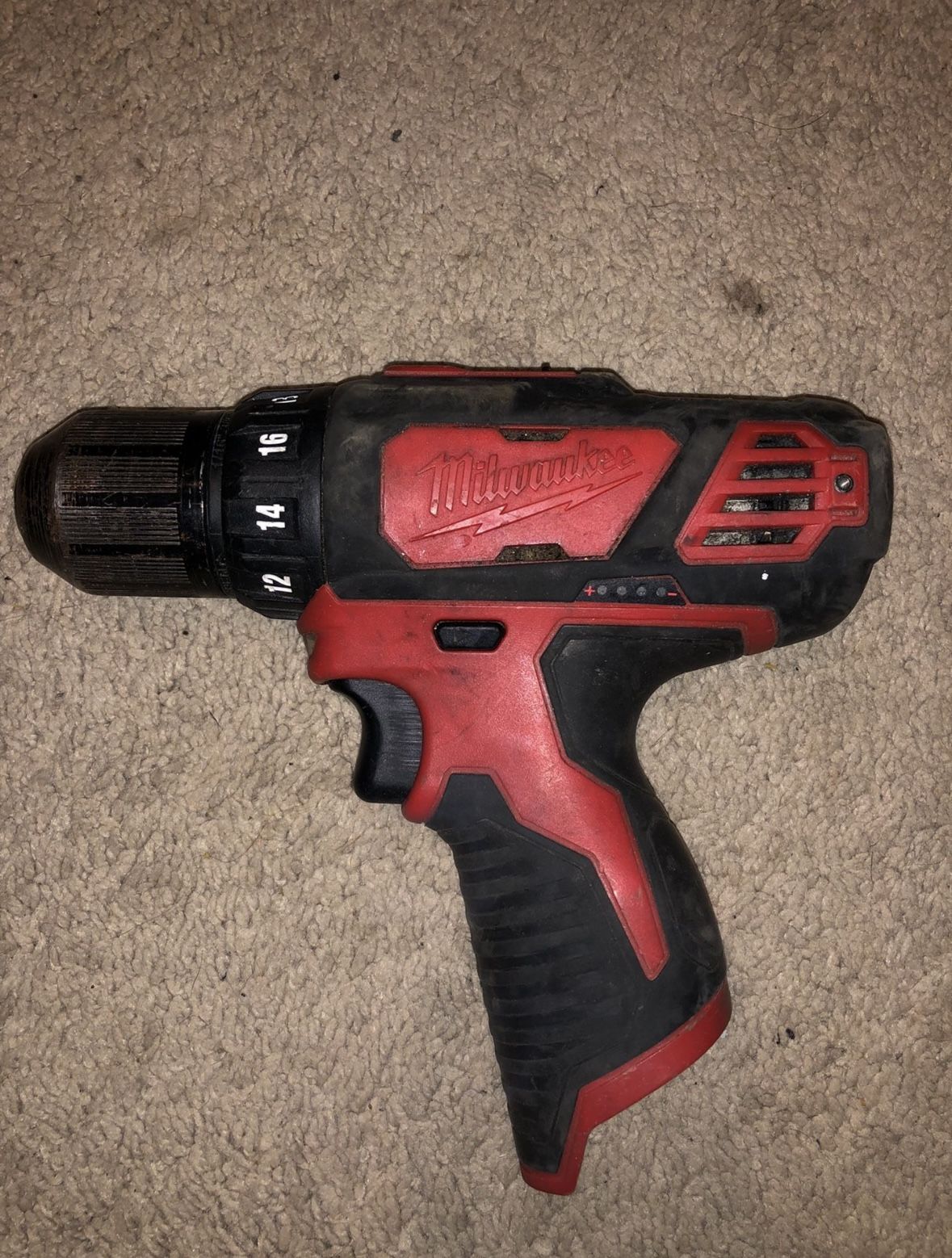 Milwaukee M12 Drill Driver