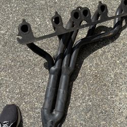 Exhaust Manifold For A Inline 6. Cj7 Or Cj5
