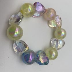 Heart And Iridescent Pearl Beaded Bracelet 