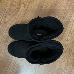 BOO ROO BOOTS womens Size 6 Black 