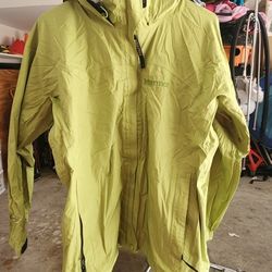 Marmot Rain jacket.  Medium 
