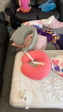Breast feeding pillows