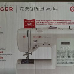 Brand New Singer 7285Q patchwork Sewing Machine